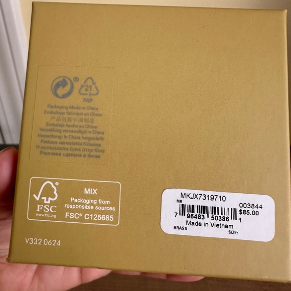 Michael Kors Signature Charm w/Stone Gold Bracelet, NWT - Picture 11 of 11